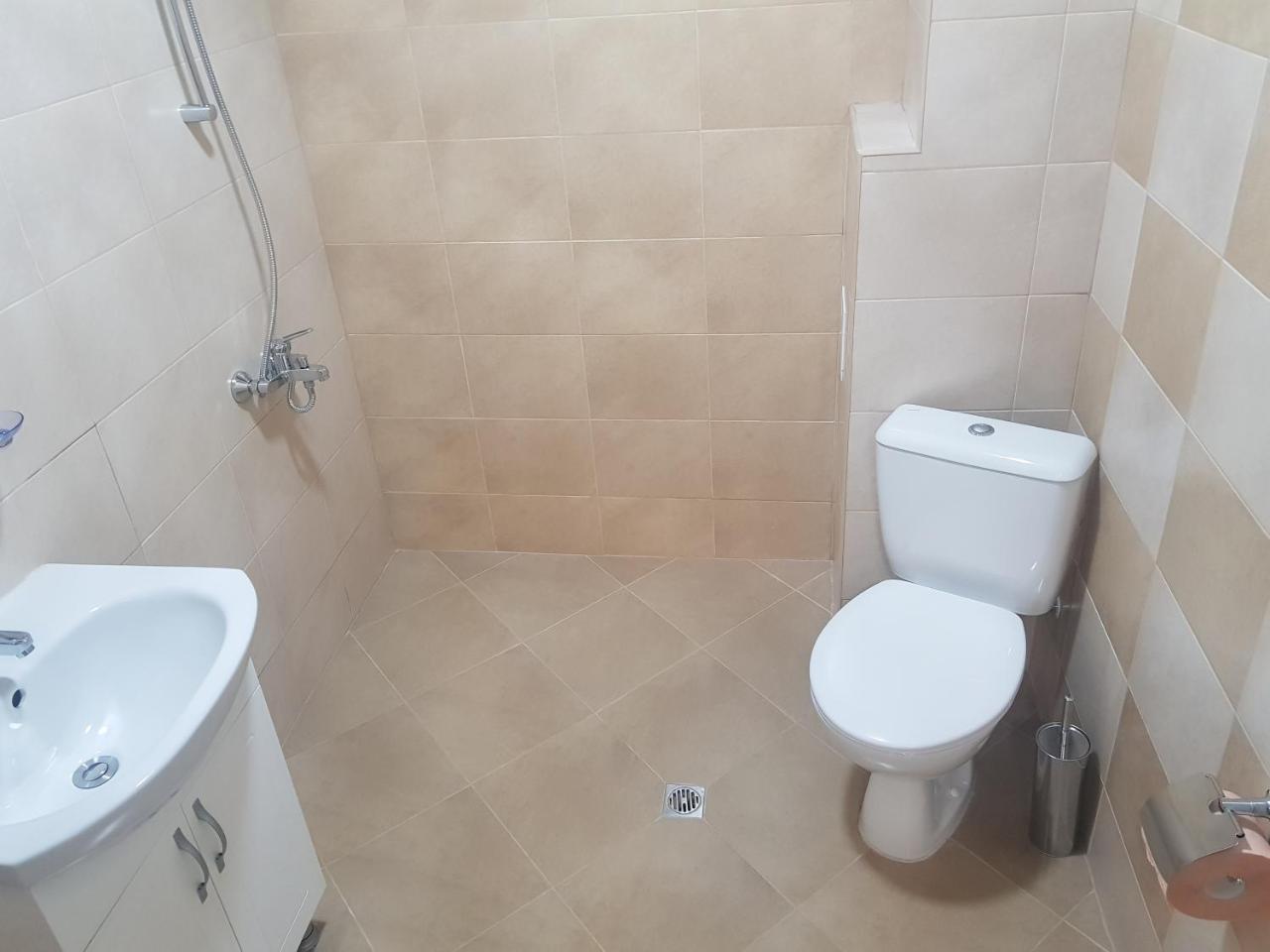 Twain Apart&rooms מלון דירות סופיה
